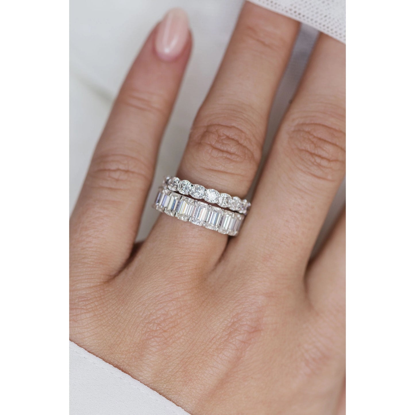 Cushion Cut Band