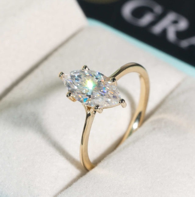 2.0 Carat Marquise Cut Engagement Ring – view 2