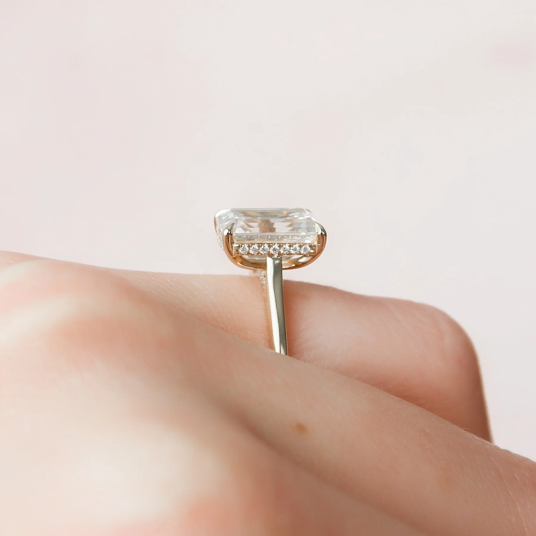 4.5 CT Emerald Cut Solitaire Band with Cathedral Setting and Shoulder Accents – view 3