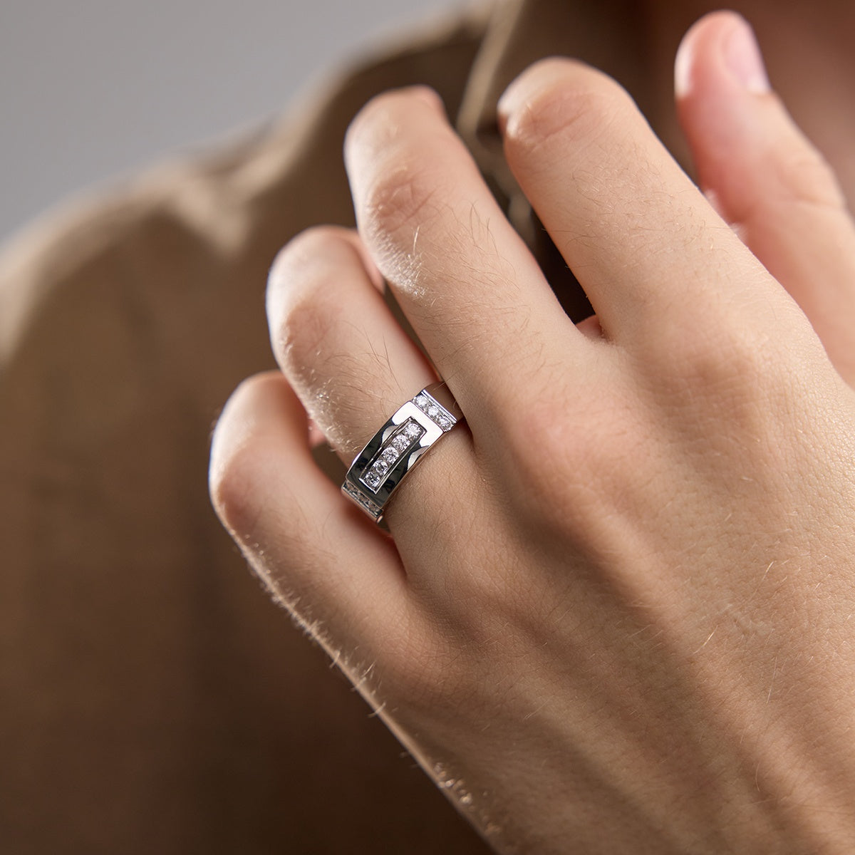 Round Moissanite Men's Framed Channel Set Wedding Band