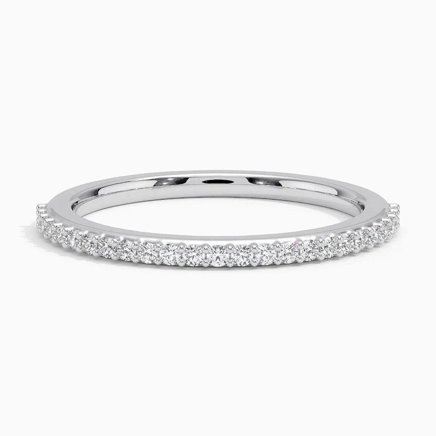 Delicate Shared Prong 