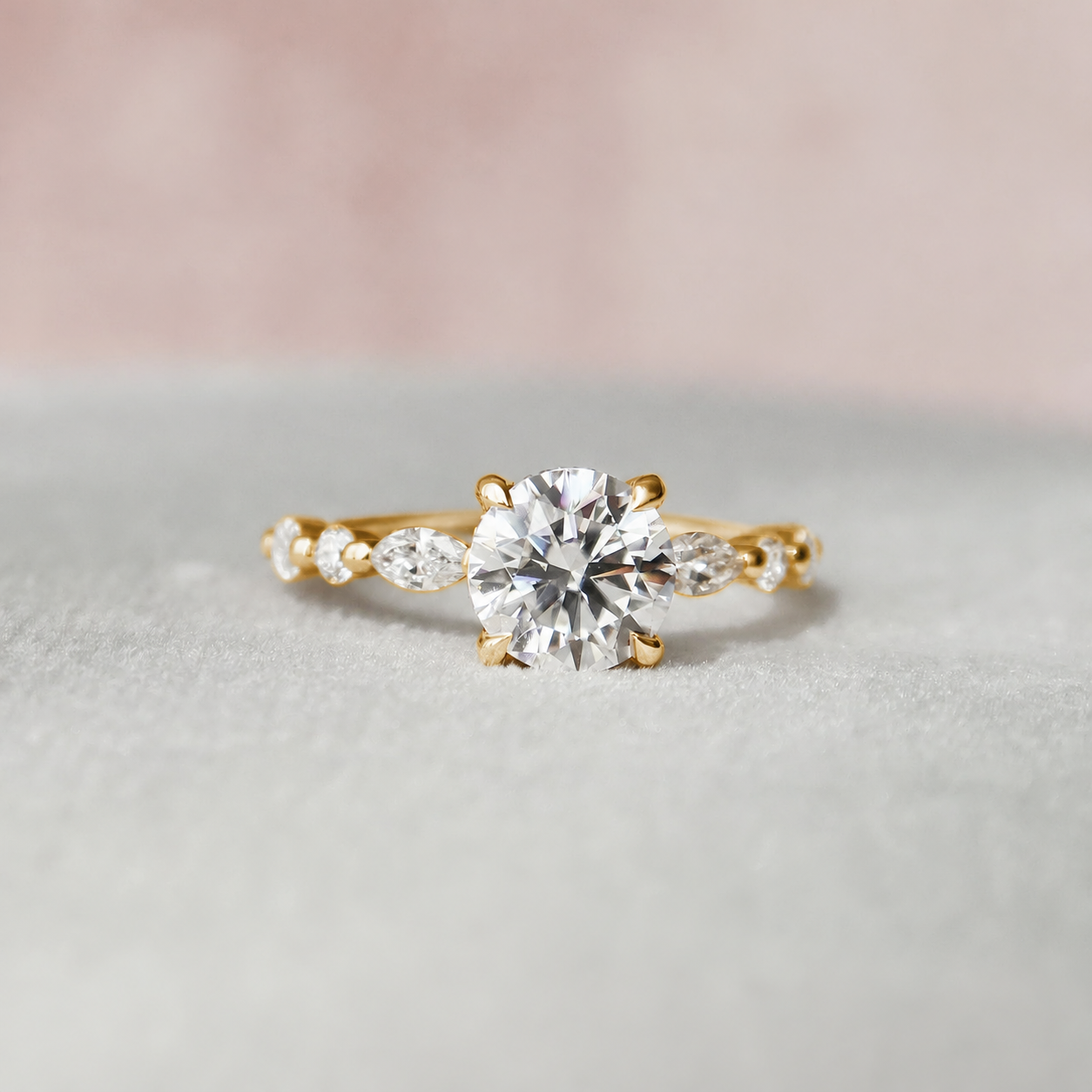 2 Carat Round Cut Engagement Ring With Unique Band in yellow gold